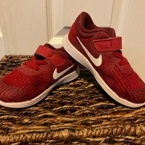 Nike toddler shoes!